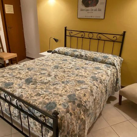 Alloggio Le Casette Di Zecca Giorgia Verona Buitenkant foto